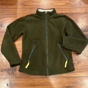 Patagonia ladies synchilla jacket, olive green, fabulous condition! Rare!